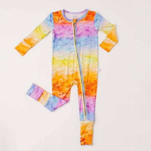 Muse Threads Bamboo Zip Convertible Footie - Rainbow Sherbet - Picture 1 of 1